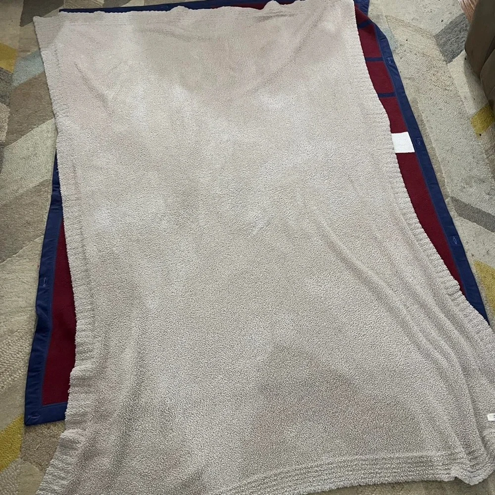 Barefoot Dreams Cozy Chic Throw Blanket Stone Soft Plush Style fleece